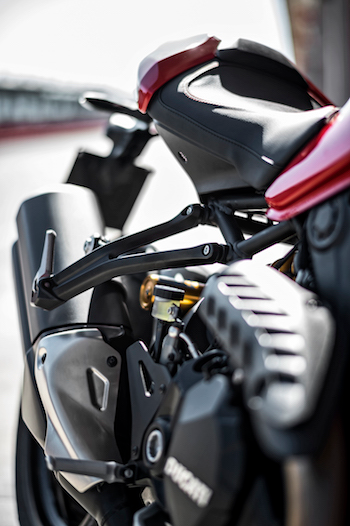 Illustration for article titled Ride Review: The 2016 Ducati Monster 1200 R Is Powerful, But Is It Enough?